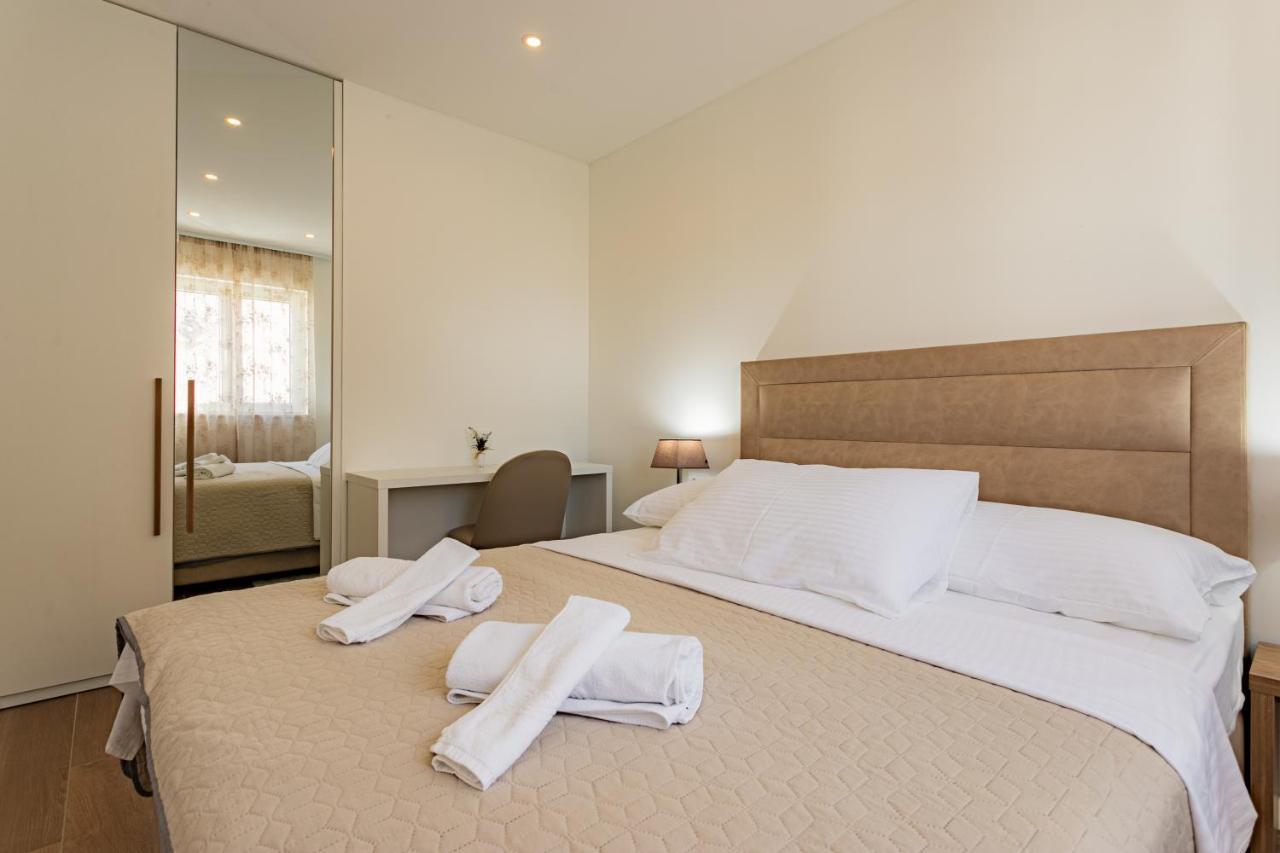 Apartmani Benzon Baška Voda Dış mekan fotoğraf