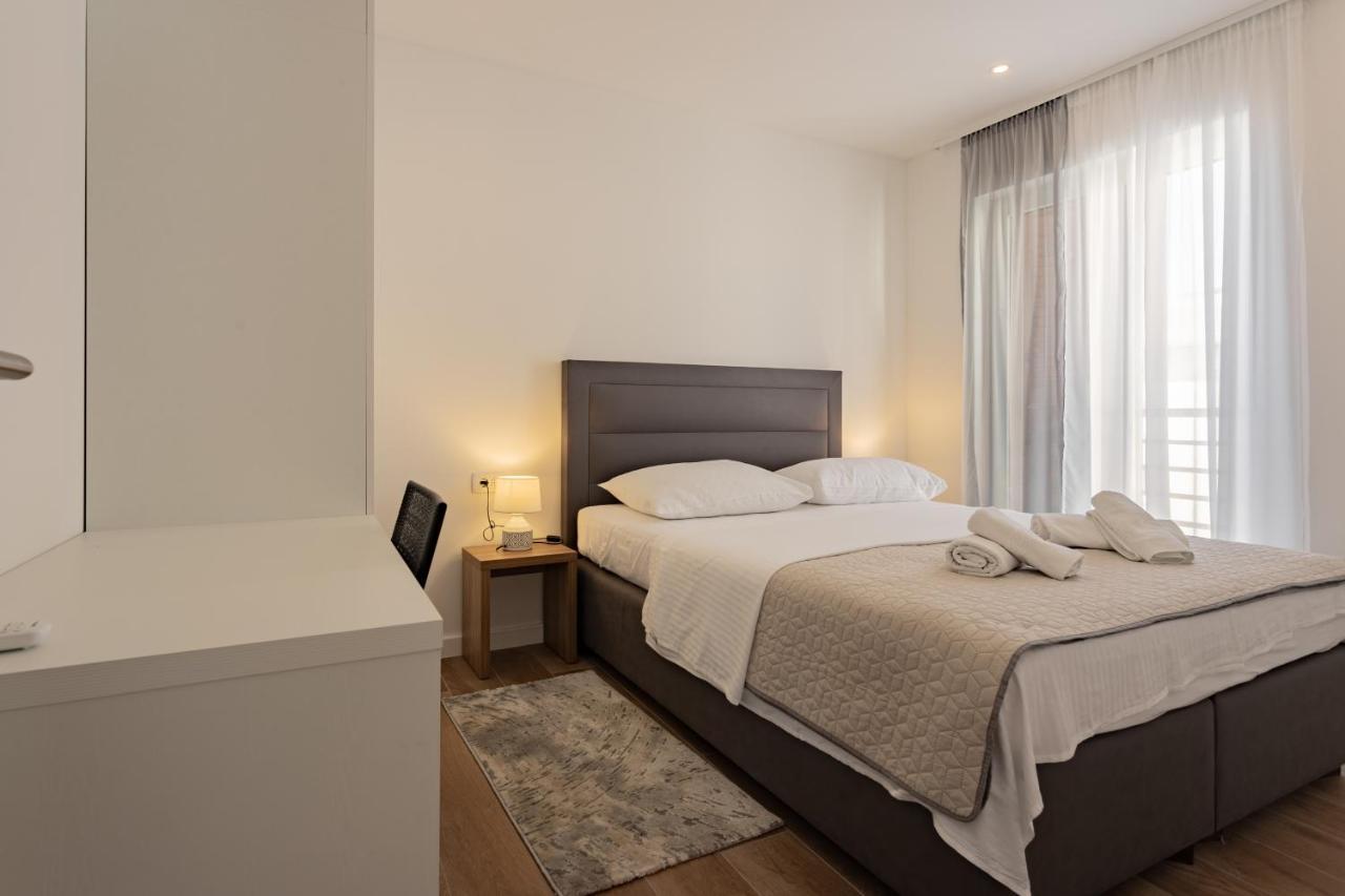 Apartmani Benzon Baška Voda Dış mekan fotoğraf