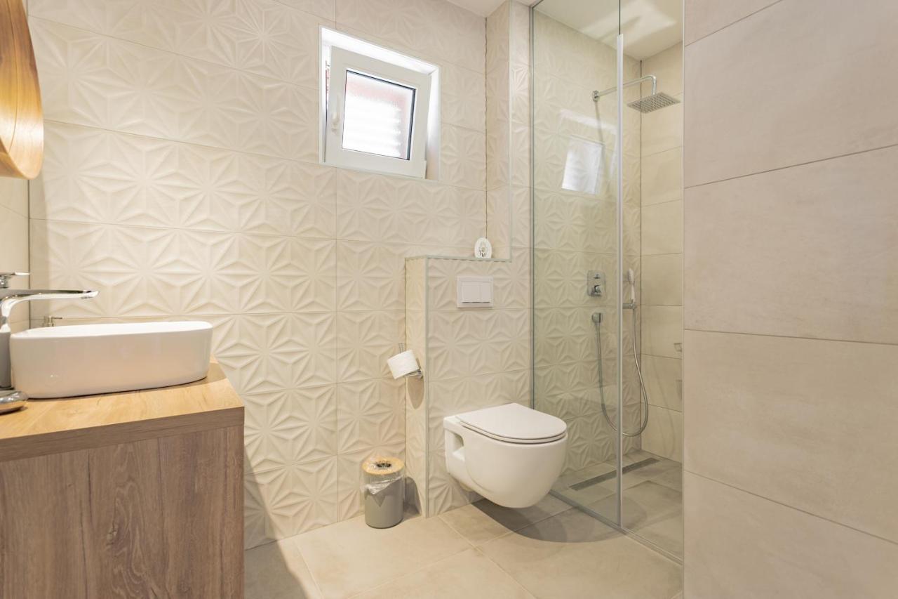 Apartmani Benzon Baška Voda Dış mekan fotoğraf