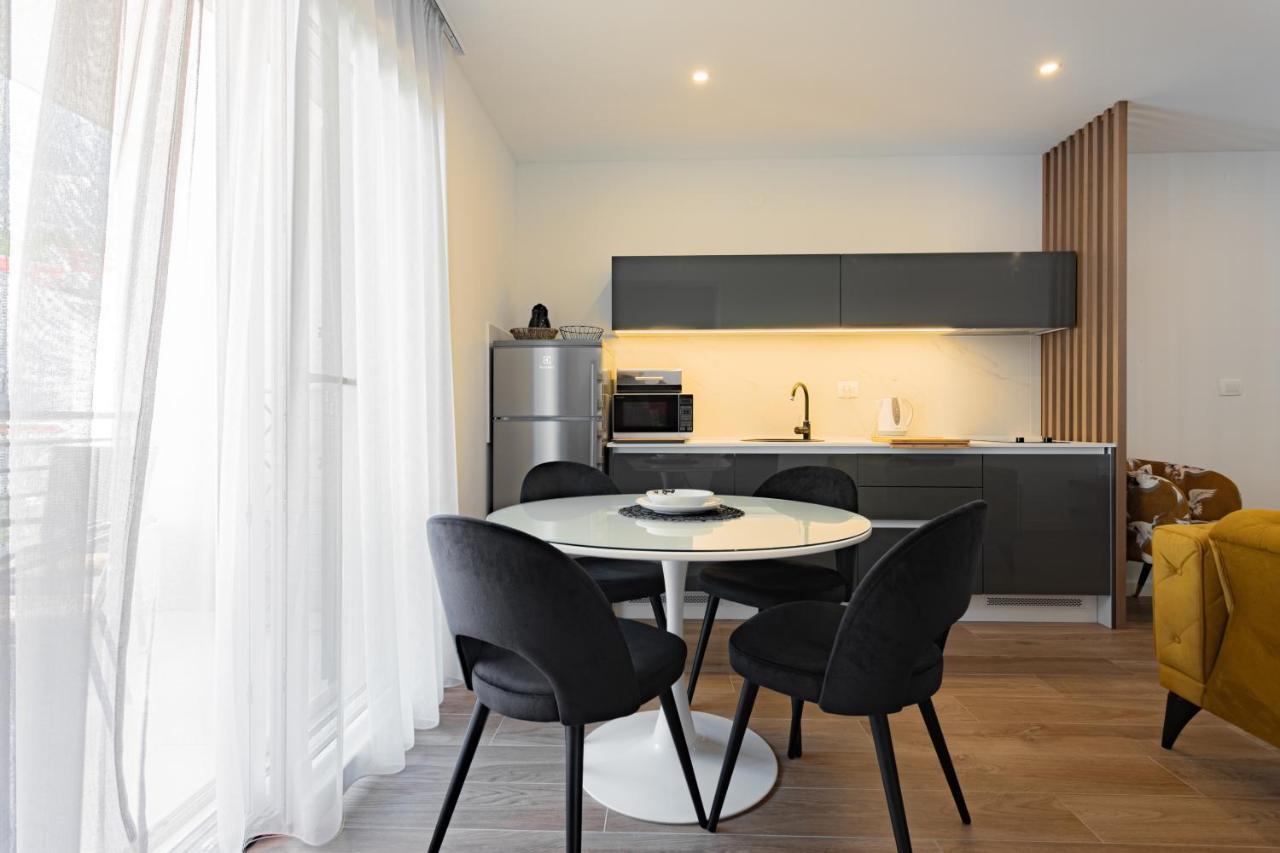 Apartmani Benzon Baška Voda Dış mekan fotoğraf