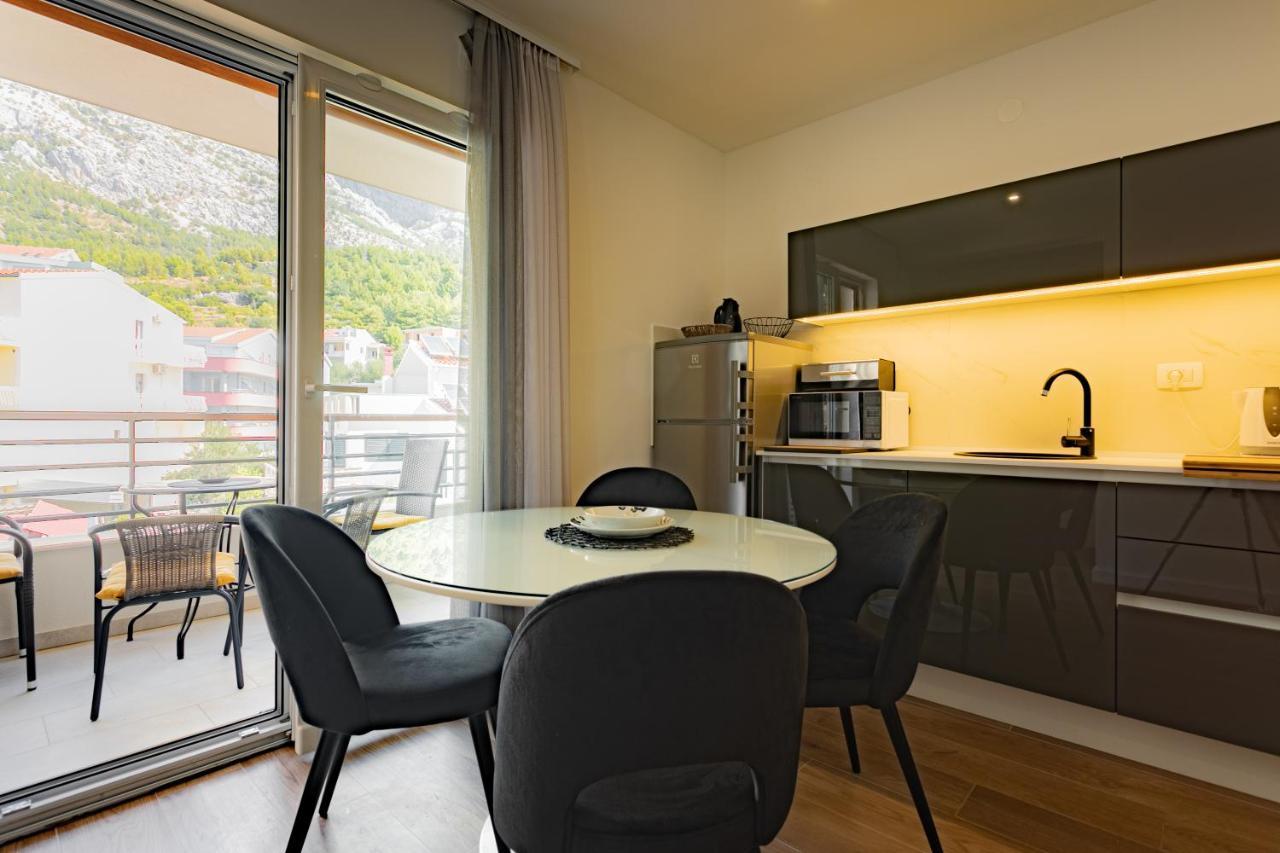 Apartmani Benzon Baška Voda Dış mekan fotoğraf