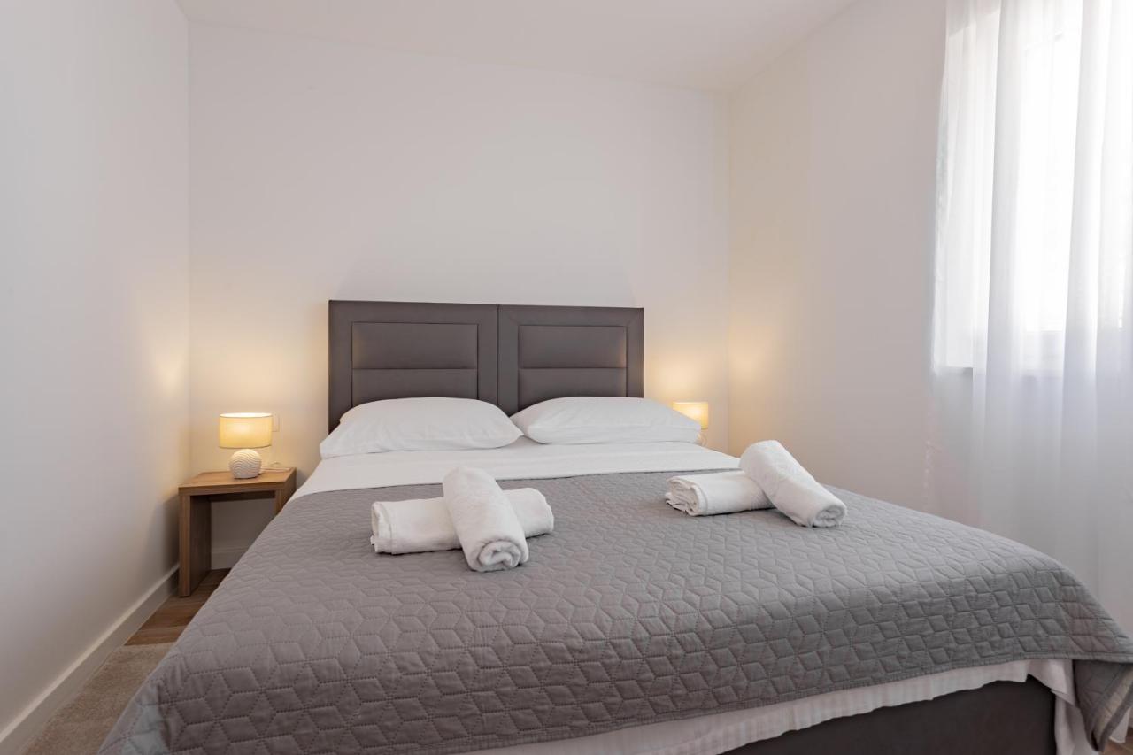 Apartmani Benzon Baška Voda Dış mekan fotoğraf